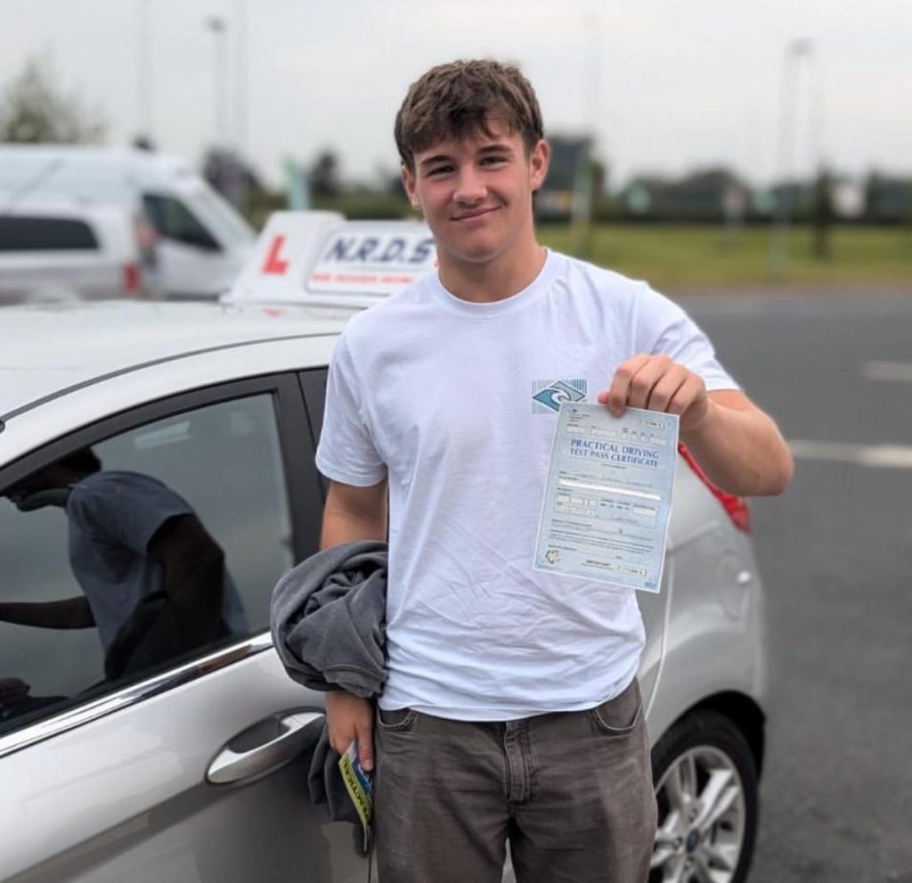 Manual Driving Lessons In Luton Bedfordshire